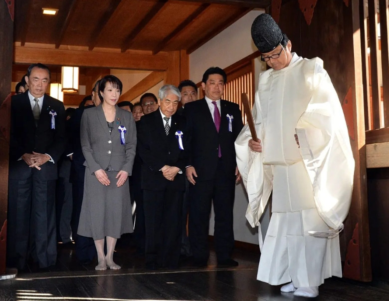 石破茂内阁参拜靖国神社，说实话我们还真没办法整治，不过搞事情这一块，我还是非常欣