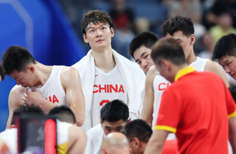 王哲林有那么不堪吗？如果你是中国男篮主教练，你会选择带王哲林，还是李祥波？虽