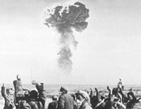 1958年，美国特工发现，原本留在朝鲜援建的志愿军第20兵团，突然神秘消失。直到