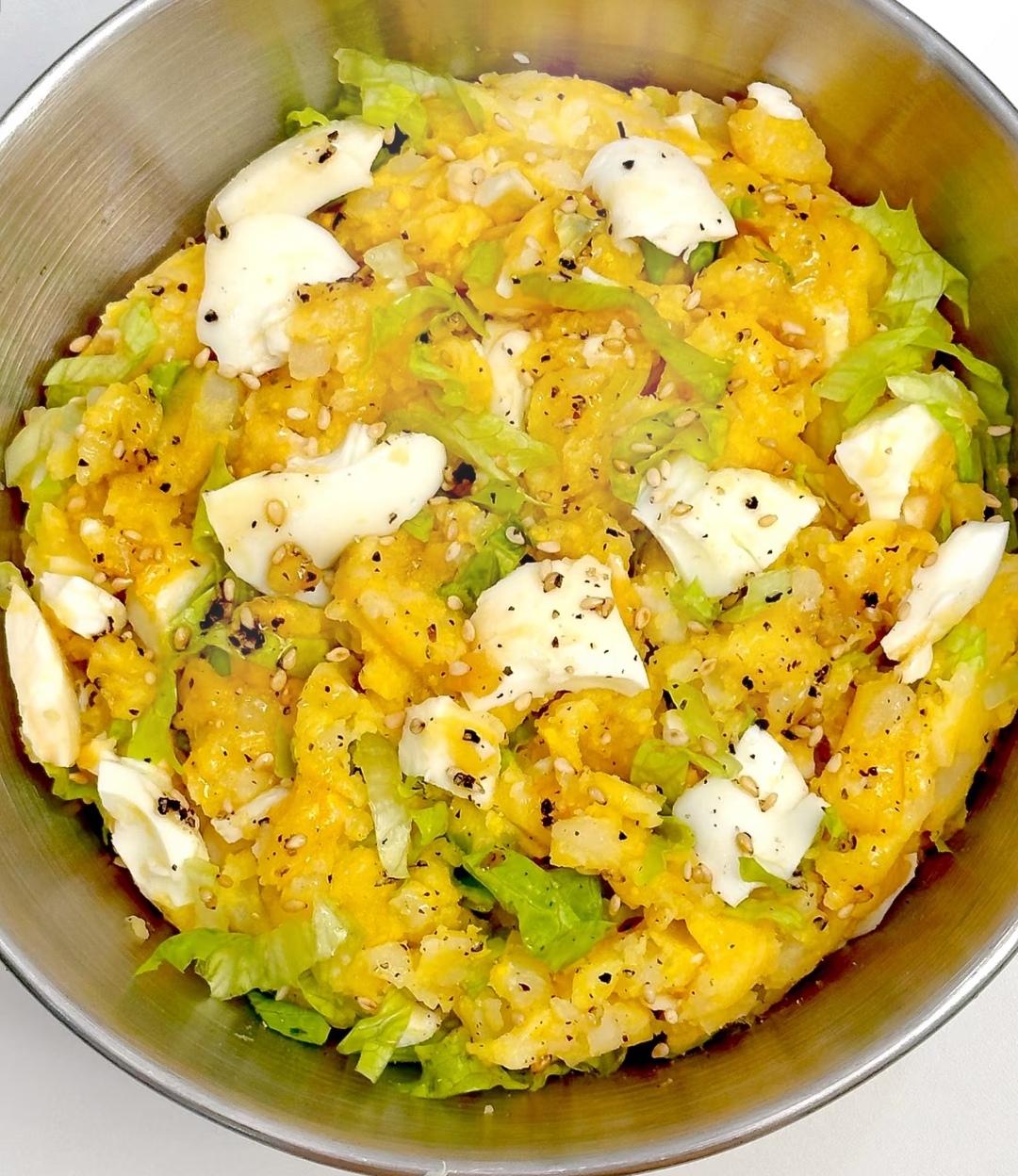 表妹140斤的大喃肚，两个月没见居然消失了，而且还瘦到了100斤，询问她减肥的秘