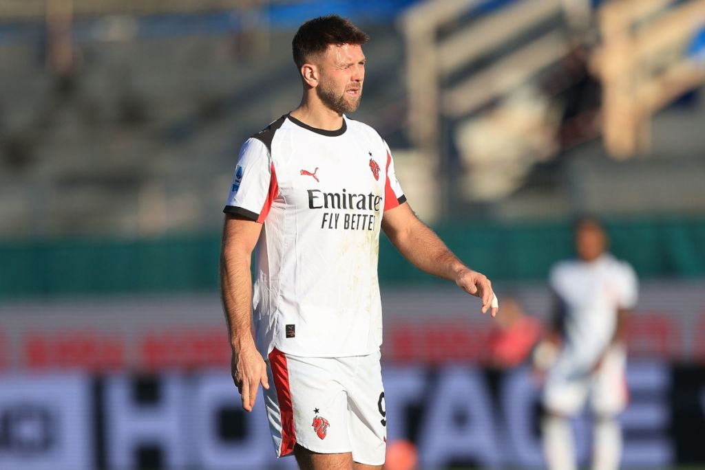 仅踢3场, 多家意媒: 米兰前锋菲尔克鲁格脚趾受伤缺席数周