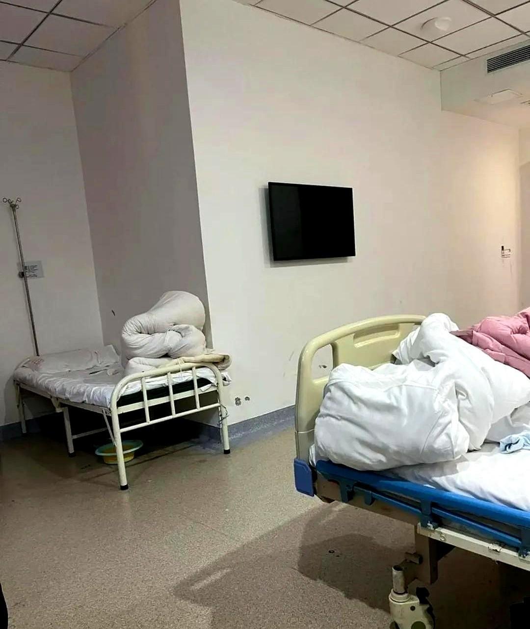 小姨56岁的年纪，小姨夫54岁时心脏骤停，离开了小姨，原来幸福和谐的家散了。小