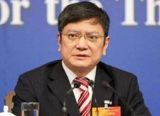 郑强教授，再次发出“王炸”言论，语出惊人！他表示，现在大家都去搞人工智能，但是我