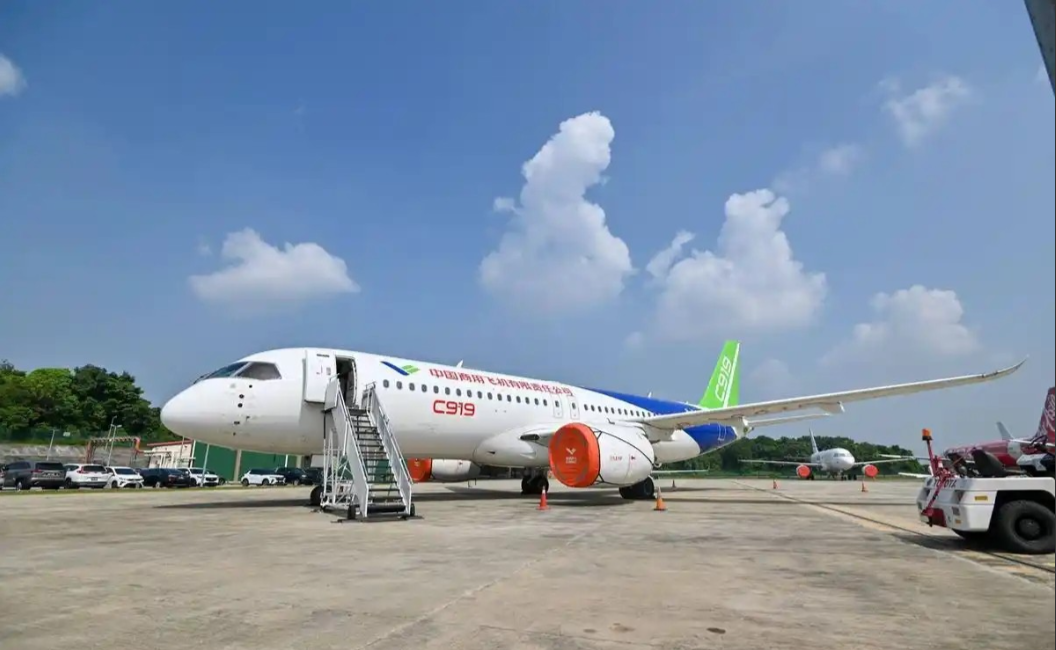 C919性能不差，为什么鲜有国外订单？当国产大飞机的引擎轰鸣声划破天际，C919