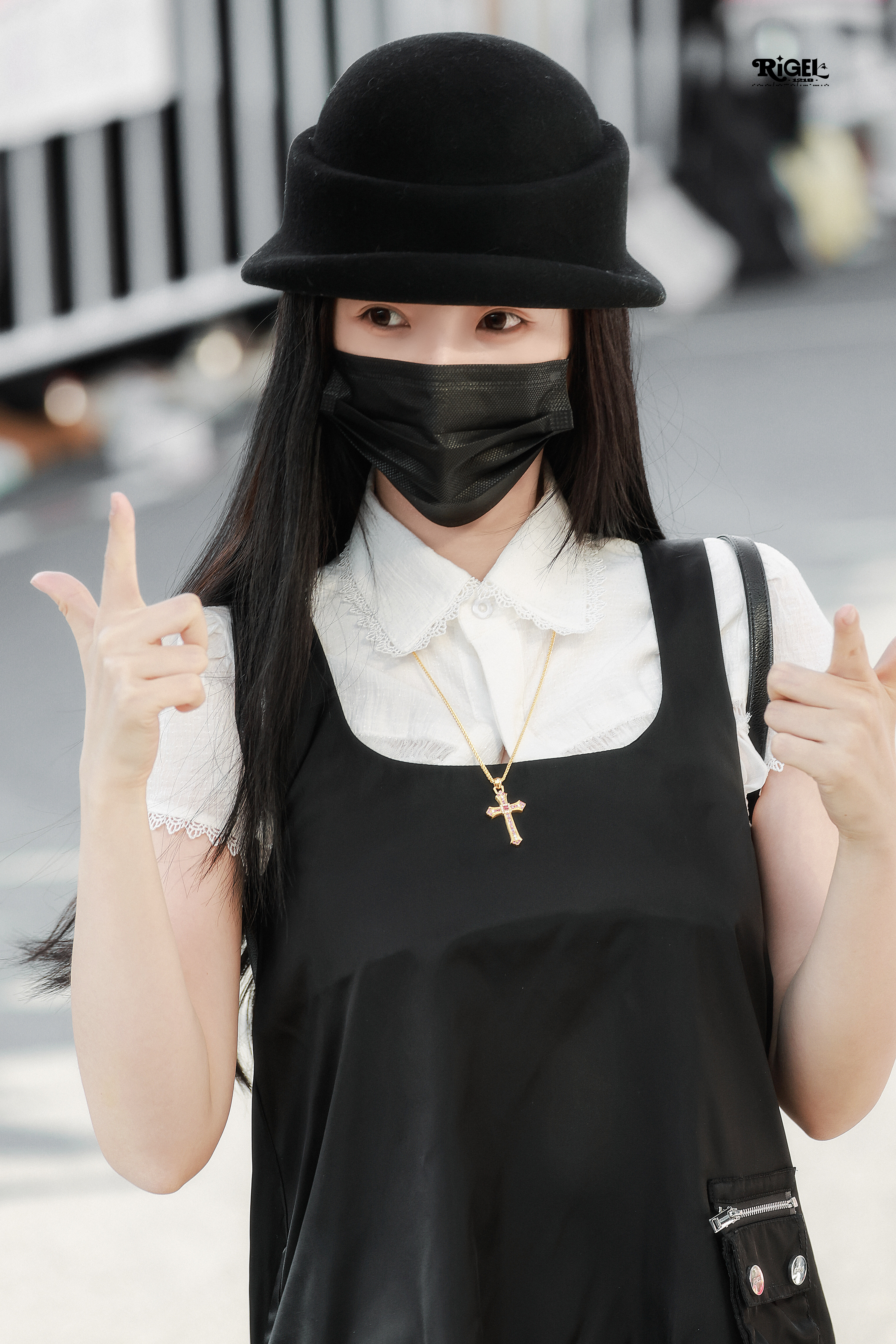 虞书欣横店diary｜今日星拍放送📸DAY35不怕冷欣欣上线虞书欣﻿云初令