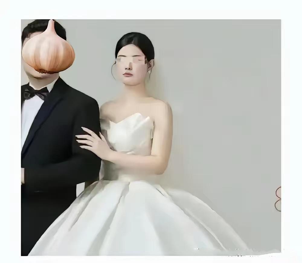 河南鲁山新娘纵身一跃，让人扼腕叹息。一个花季女孩，用最决绝的方式，离开了深爱