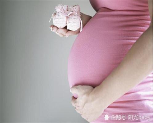 孕晚期出现这4个症状, 说明宝宝要出生了!