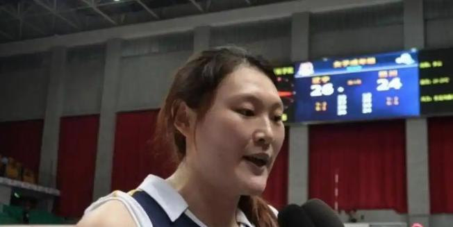 为国争光却惨遭郎平弃用！选择投奔土耳其的王一梅，如今生活怎样？她是中国女排的标志