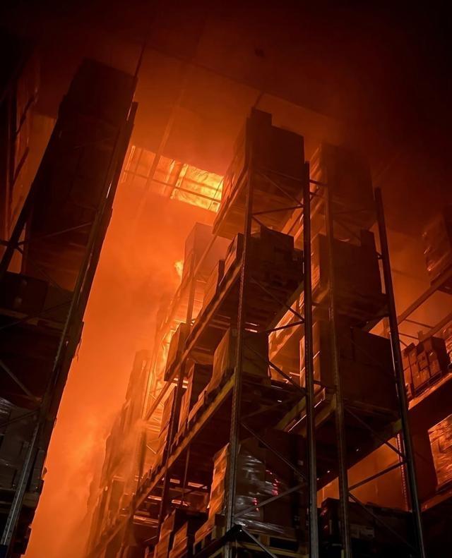 俄军39枚弹道导弹精准砸向基辅及乌能源命脉等地14日凌晨，俄军出动39枚弹道