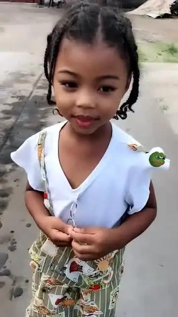 男人这种生物，有时候廉价得让人心惊，多讽刺，又多真实。只要稍微释放点善意