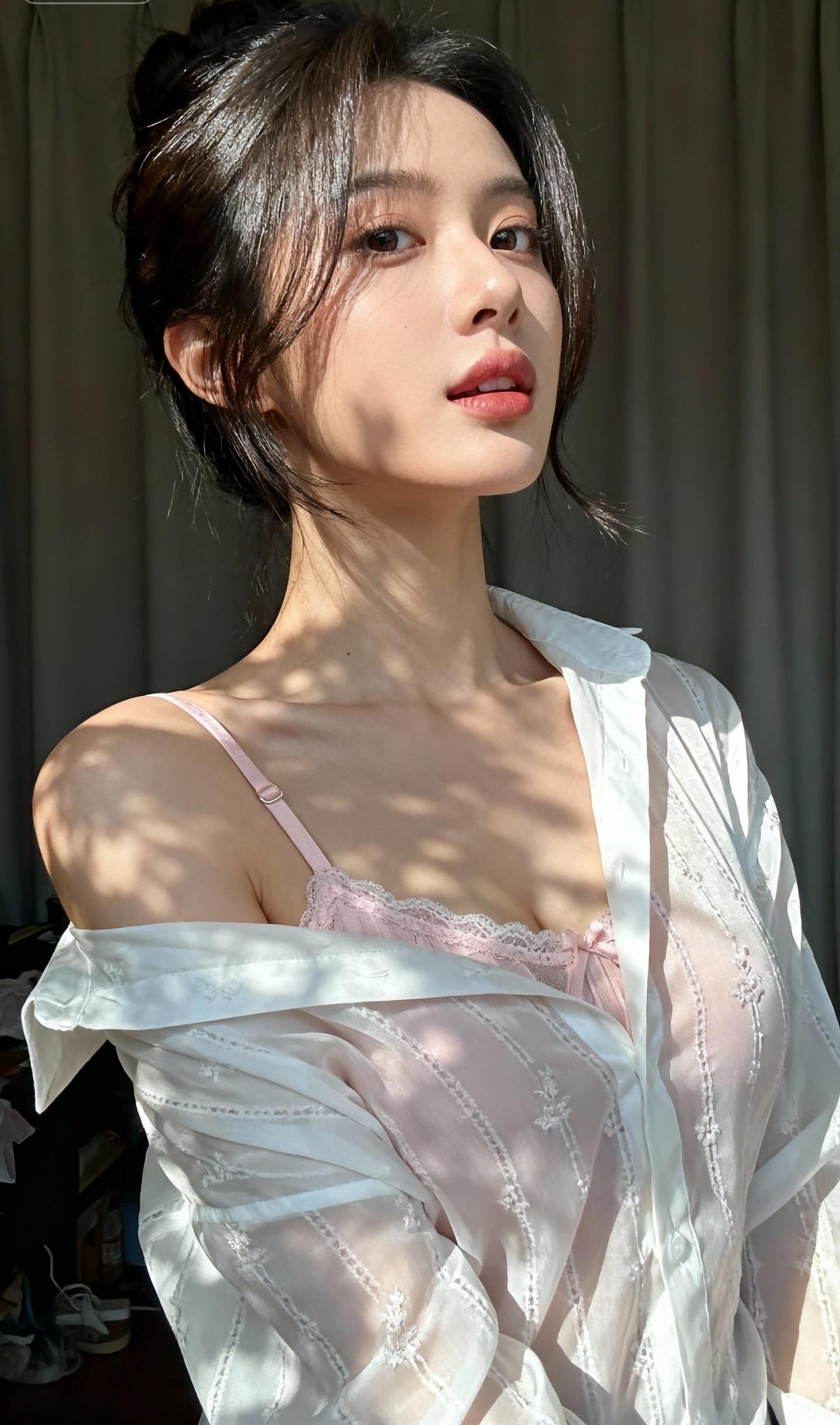 我不说，你觉得这位邻家小姐姐是真人拍摄吗？看看有多少人能猜中？