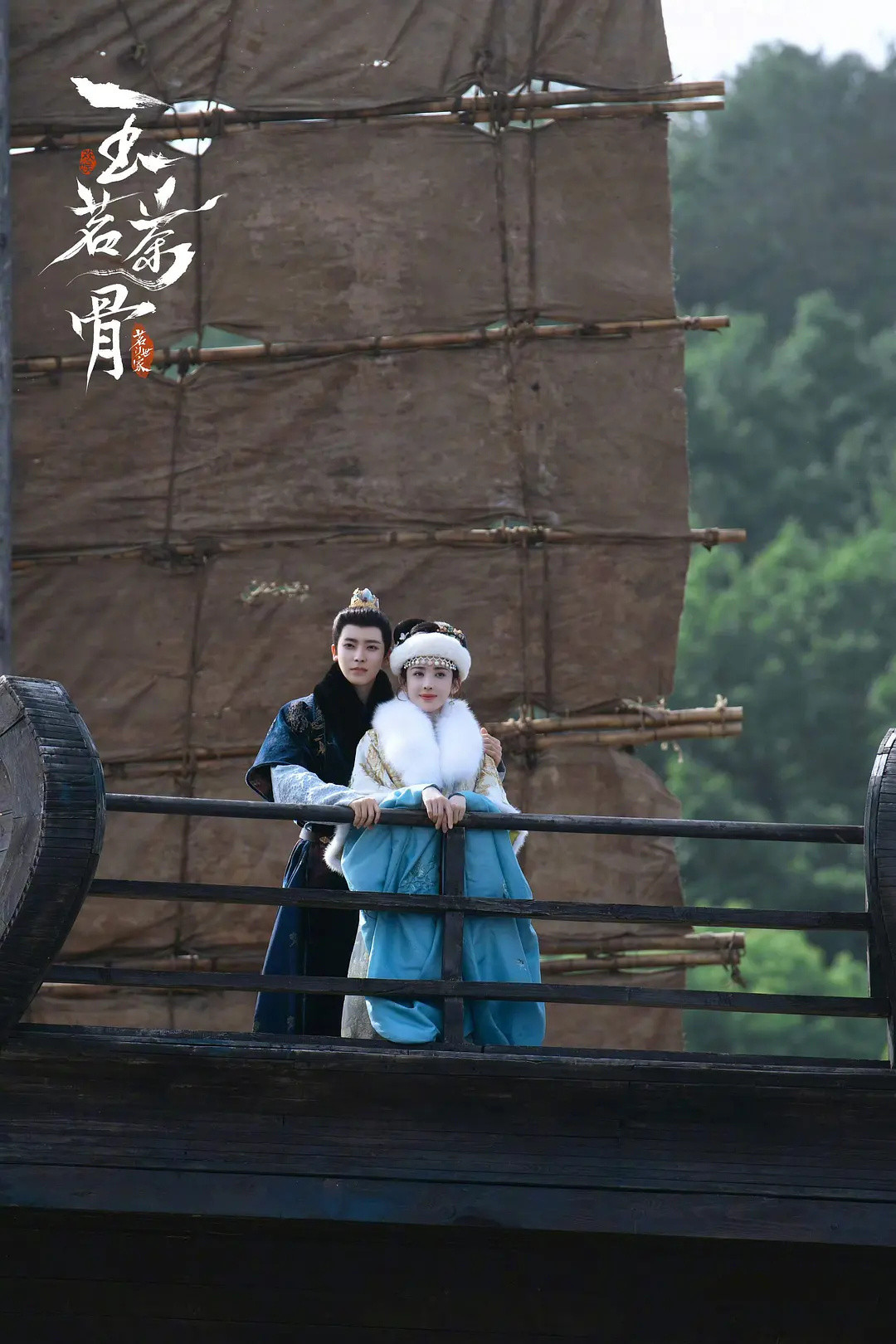 侯明昊和古力娜扎是怎么做到半点cp感都没有的…这啥呀​​​