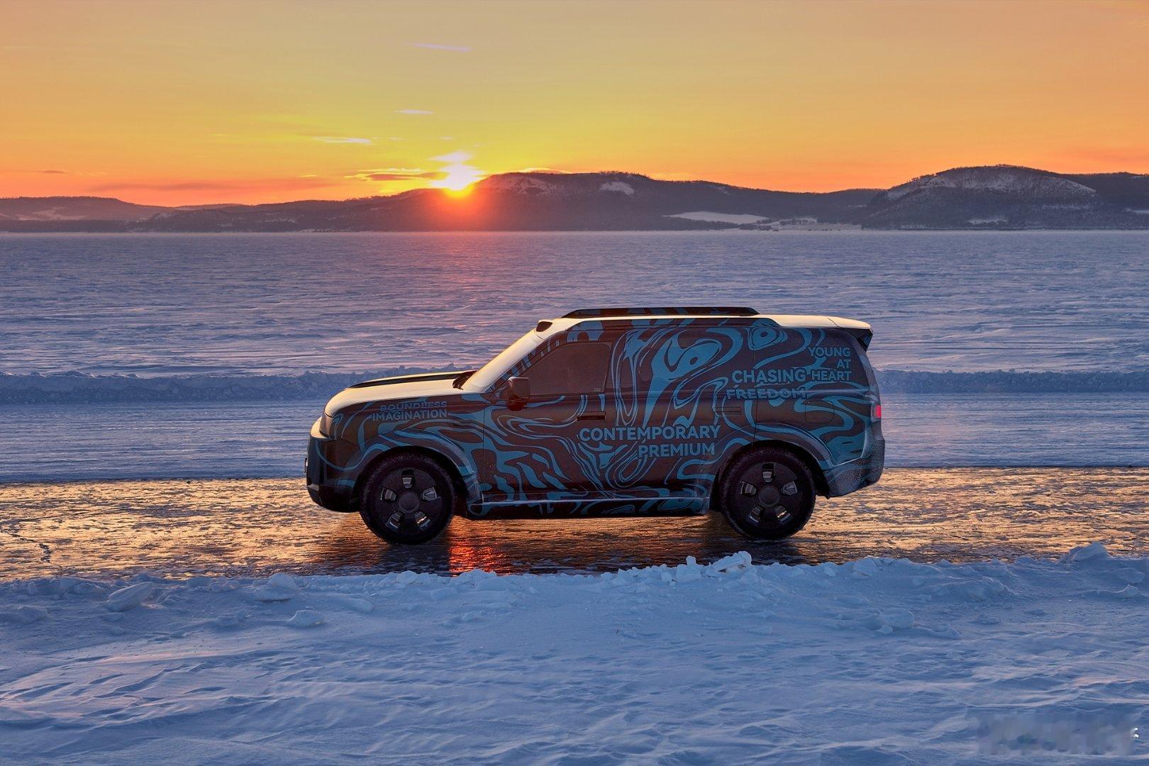 刚看到发了神行者的谍照，相比概念车，更加棱角分明了但是尺寸还是摆在那儿，大车市场