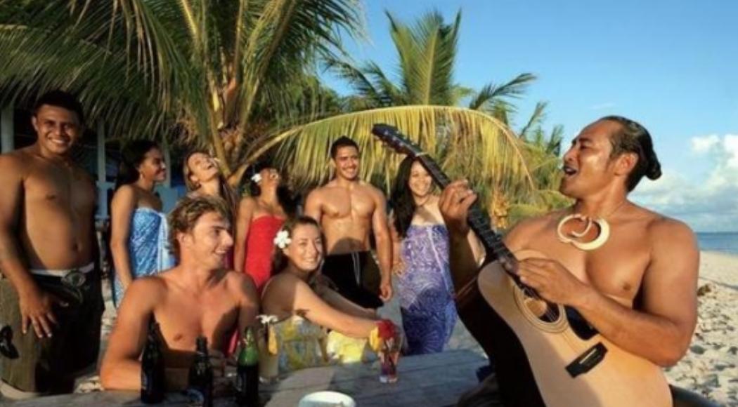 在遥远的大洋洲有这样一个国家，“开放”程度令人瞠目结舌，女性衣不蔽体，不管男性还