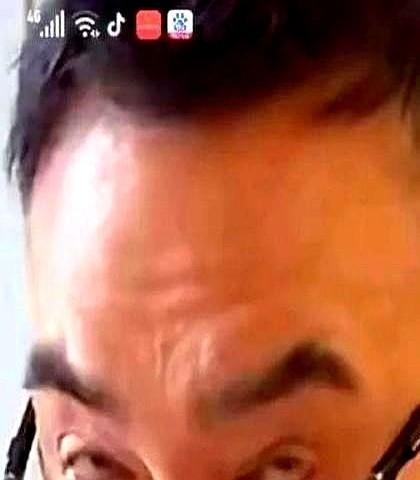 把批评者变成合作者，郭德纲用了最商业的方式。最近一场演出，他把几位昔日公开批评