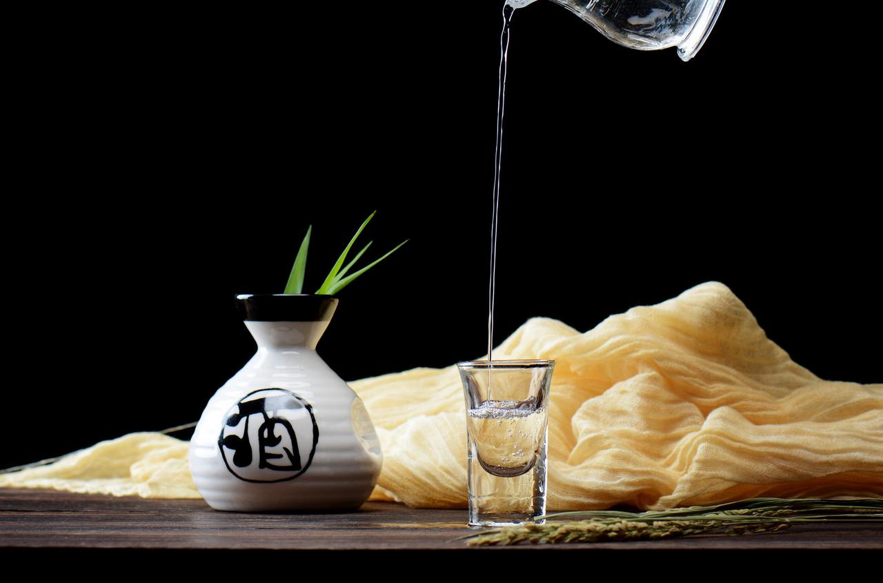 白酒立大功!医生研究发现:糖尿病喝白酒时,或有3种好处!提到糖尿病,不少人都觉