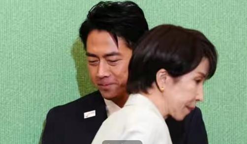 日本现在最害怕中国的一点，不是怕咱们军队多厉害，也不是怕咱们人多。他们最怕的，是