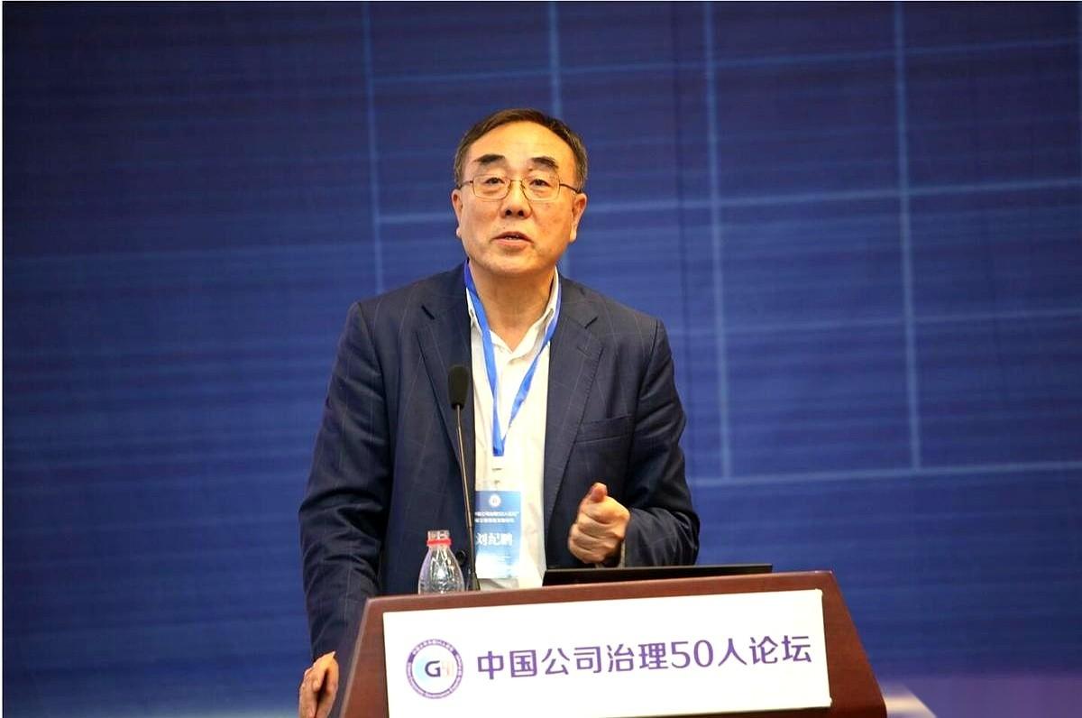 看最近的A股，你一定会留意到一个极其反常的细节：大股东减持的公告，突然变得稀稀拉
