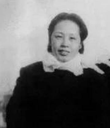 1949年，刘伯承听说原配还活着，并且日子过得很艰苦，就托人给她带信，想把她接到