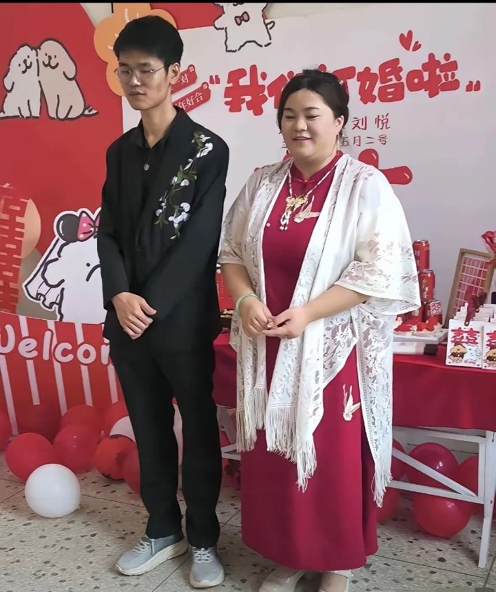 结婚对每个人来说都是喜庆快乐的日子！特别是新郎，结婚意味着从此以后有老婆了！可是