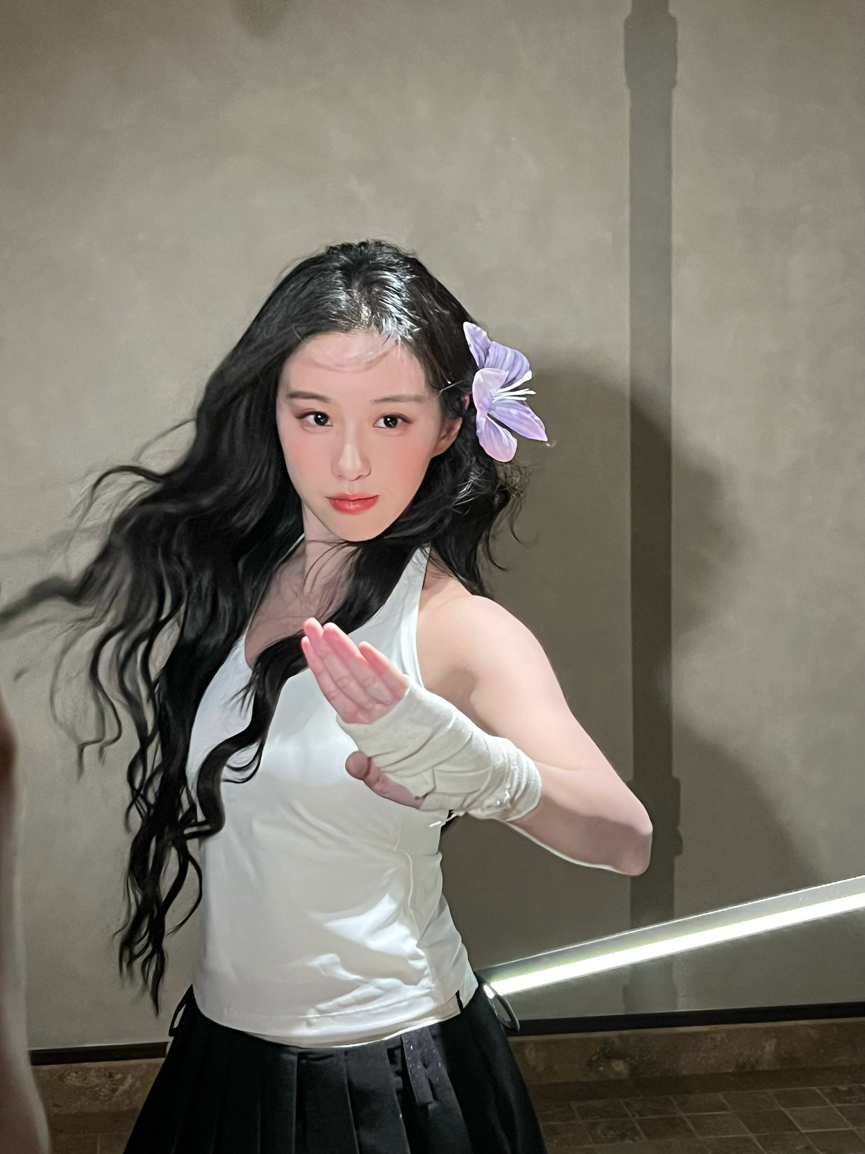 包上恩在复制粘贴的时代，你是手写的诗