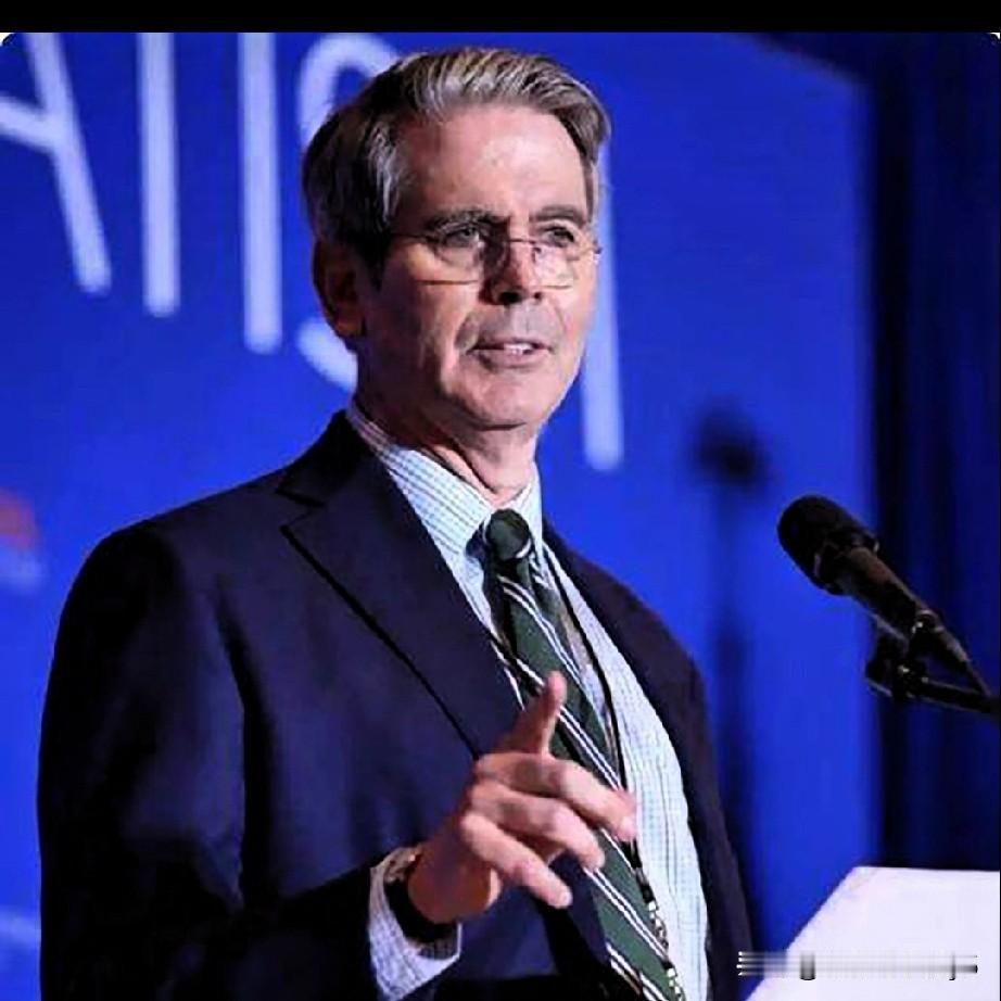 美财长贝森特这波操作，实在是离谱至极！当下，39万亿美元的债务如泰山压顶，每年