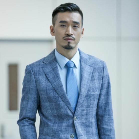 拍《我的前半生》时，白光这个角色没人愿意演。导演说:“那就让副导演上吧，反正他是