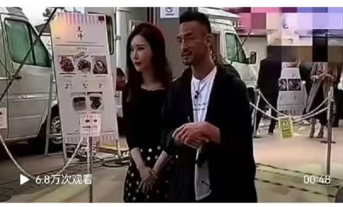 田朴珺这种女人现实得可怕。从她过往的两性交往经历看，她明明喜欢的是健硕有性张力的