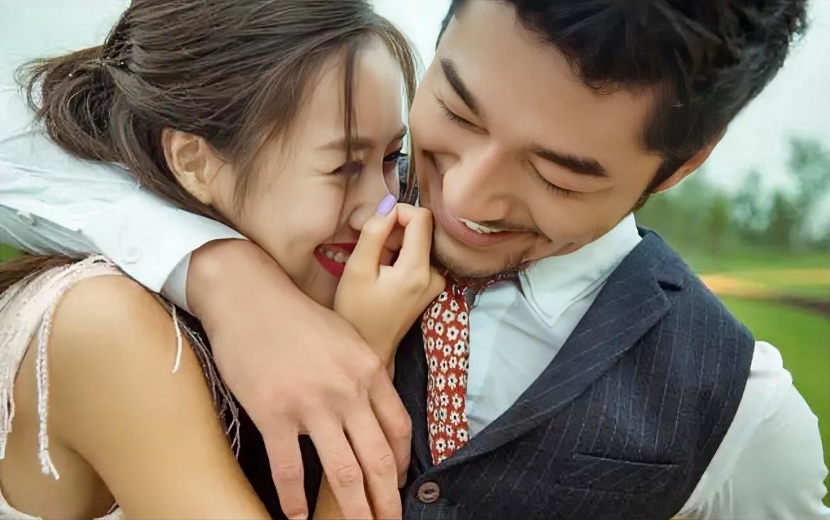 男人有钱后为什么没有离婚？前几天和一位我非常敬重的前辈吃饭，他忽然问我说：小