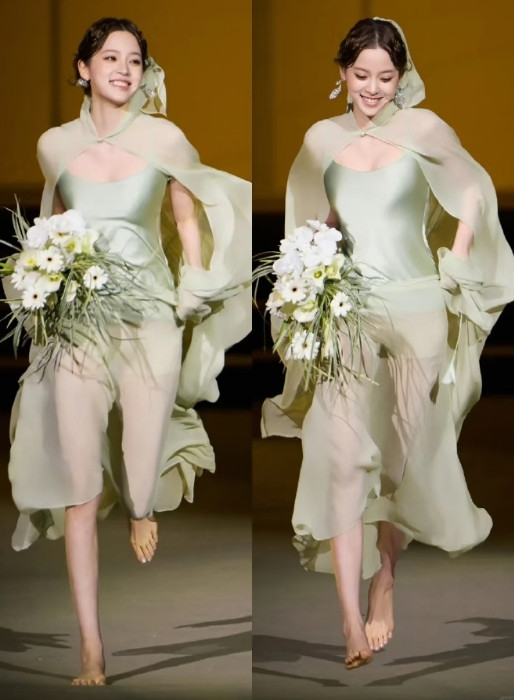 欧阳娜娜和钟丽缇这两组照片好像啊，身材好绝！跑起步来居然都这么有美感​​​