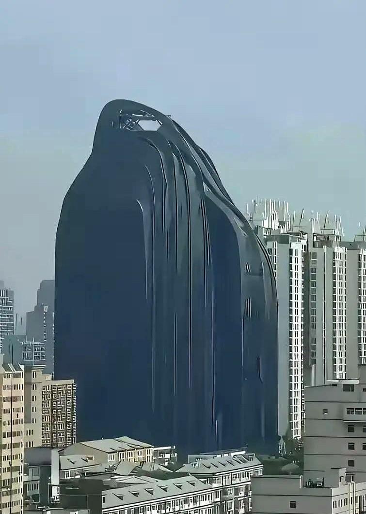 一个大建筑师，一堆大奖……最后给北京留下了个啥？朝阳公园西门往北走五十米，那