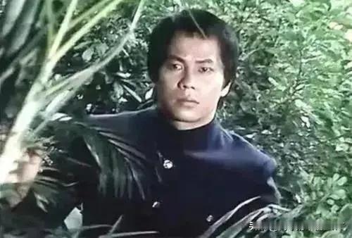 香港武打演员梁小龙，他这辈子最放心不下的，不是他的事业，也不是他的3个孩子，而是