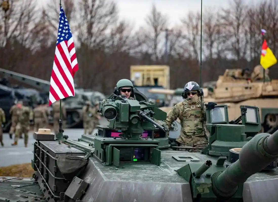 美国国防部前副部长凯瑟琳·希克斯曾说：从现在起不存在中国武力统一台湾地区这个选项