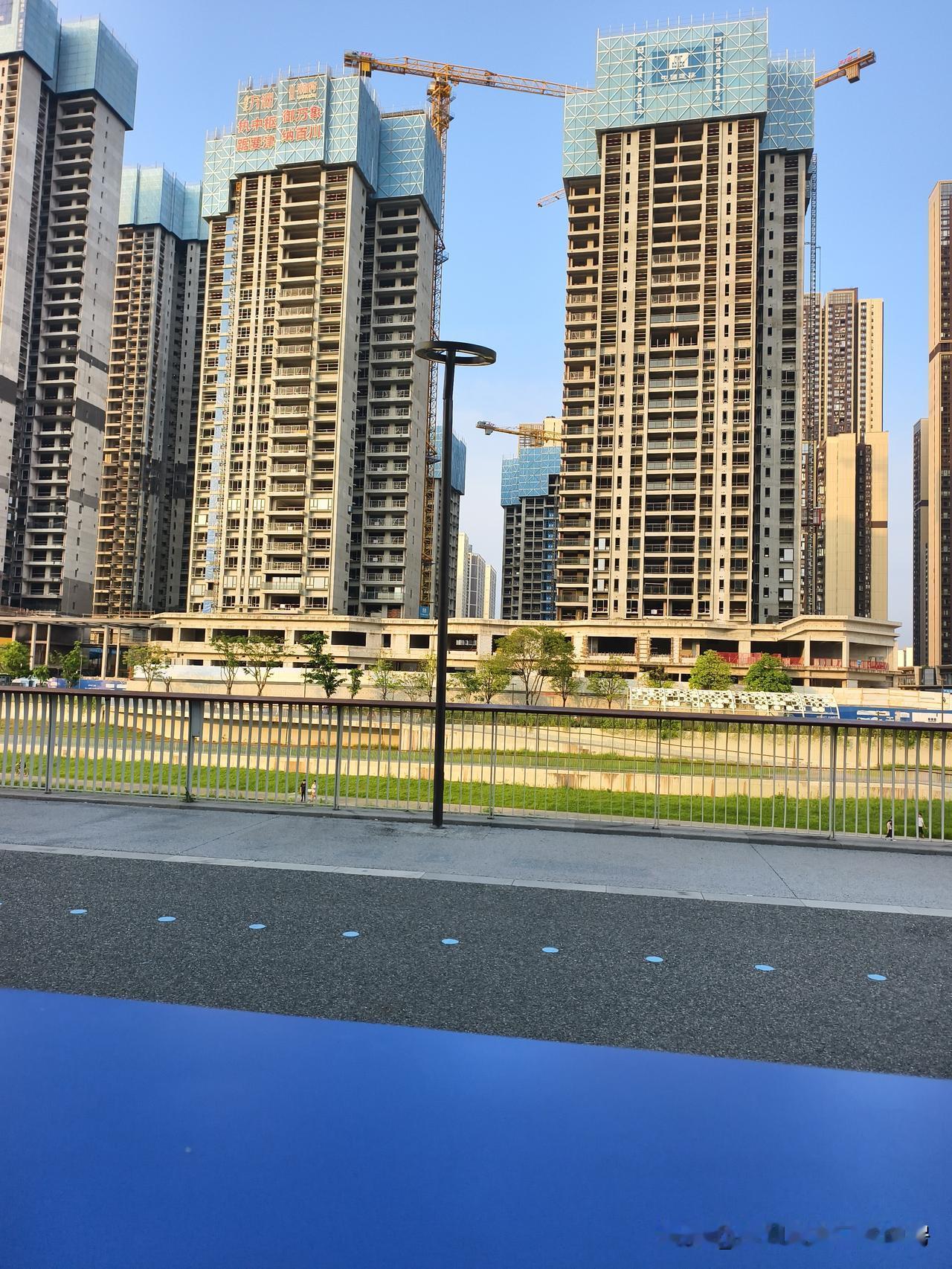 改善四房·主打性价比🏠想在龙岗中心城改善换房的朋友，这波特价别错过——合