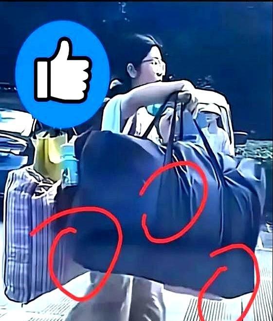 我问女儿：“假如我没空接你，你会这样挑行李回家吗？”她想都没想：“扔了不用的东西