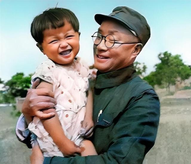 1945年，刘伯承女儿刘华北遇害，遇害前，刘华北似乎是认出了凶手，还对他说：“叔