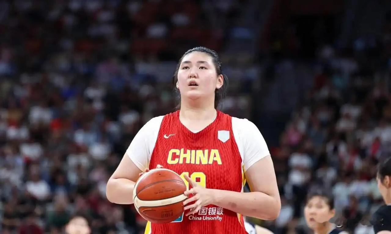 距离2026女篮世界杯开幕还有5天时间，正在欧洲备战的中国女篮昨晚与欧洲劲旅西班
