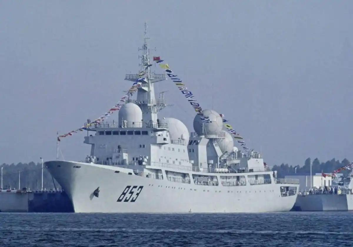 中国815电子侦察船，为何各国不能攻击它，应该说不敢攻击它，这船看上去没啥火力，