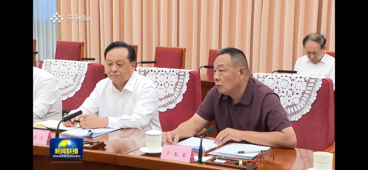 胖东来董事长于东来参加座谈会上新闻联播的事情备受关注，这是一个非常值得重视的信号