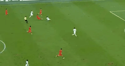 U23国足2-0领先！王钰栋精彩个人能力破门！在打破僵局后，U23国足在场上的