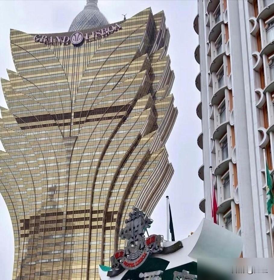 空置房堆积如山，开发商降价也卖不动，房价会崩盘吗？网上说贵阳、南昌、天津等