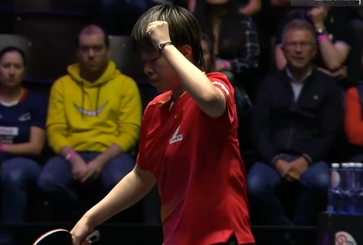 关键时刻又是徐辉救了大迪。大迪这人好倔，打的不顺时，还不换思路，大迪被人