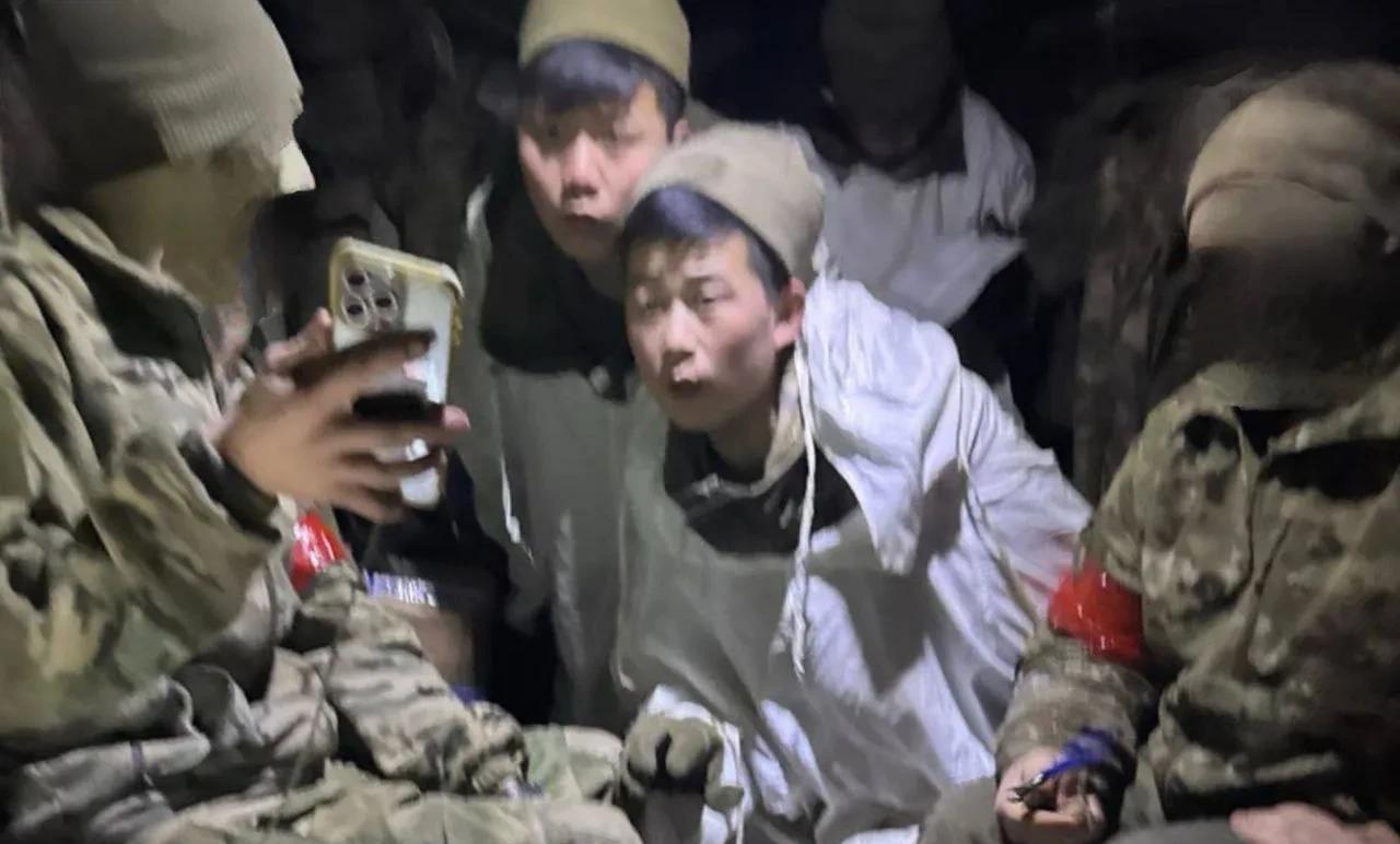 战斗力强、喜欢说唱：俄罗斯高度评价朝鲜军人俄联邦总参谋长格拉西莫夫于昨日公开朝