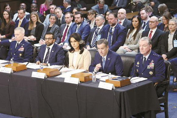 美海军情报局局长称，中国军力仍存在两大短板，美国会听证会瞬间安静下来！据南华早报