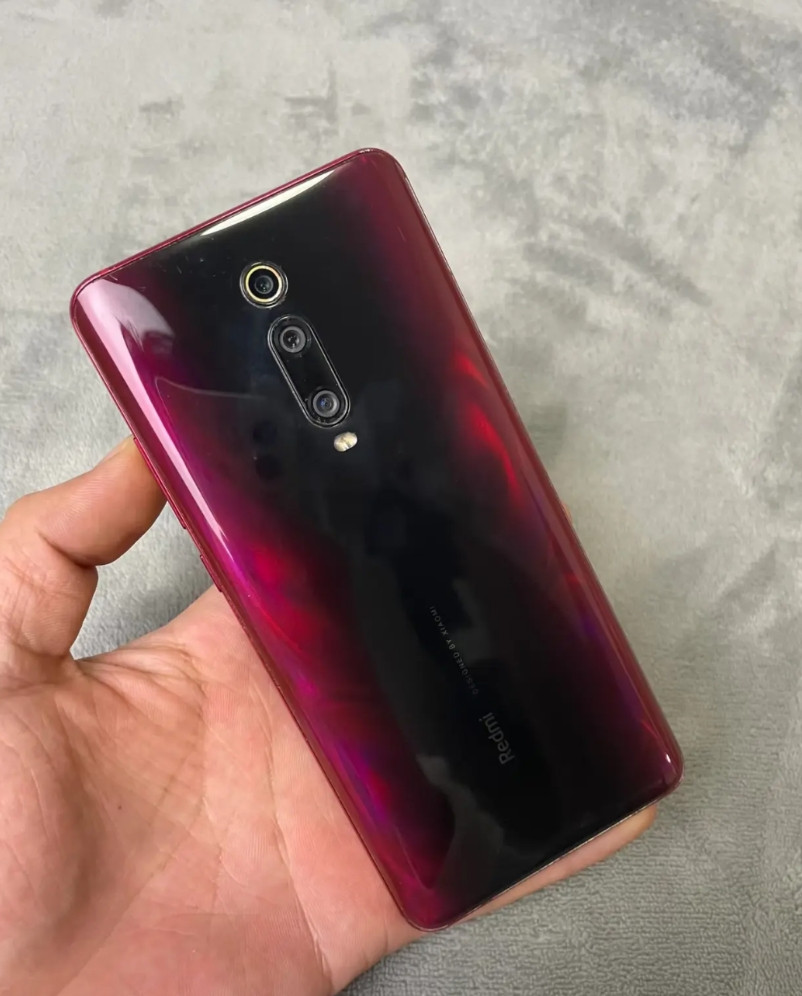 红米手机用户现状红米k20pro：不信还有人在用红米k30pro：最坚