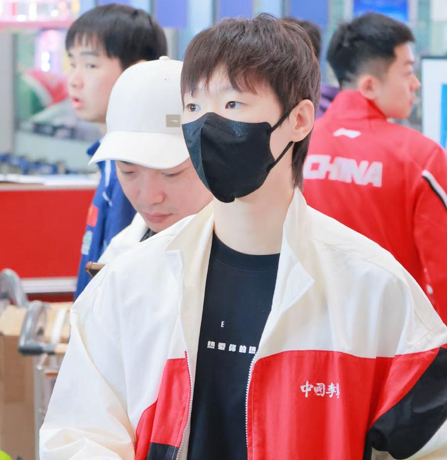 伦敦世乒赛国乒住宿条件实测反馈(60人统一入住指定酒店)1.酒店户型主力