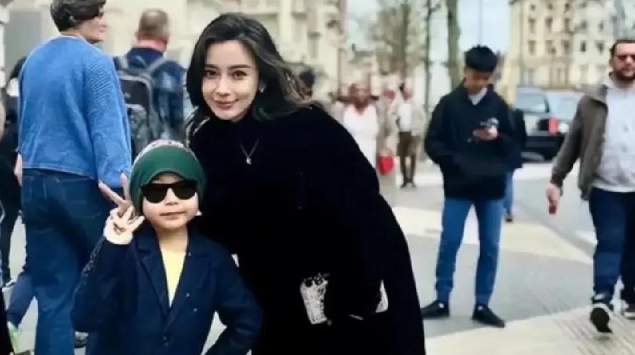 家人们谁懂啊！一夜之间，黄晓明和叶珂双双沉默，而离婚三年的杨颖却带着小海绵和前婆