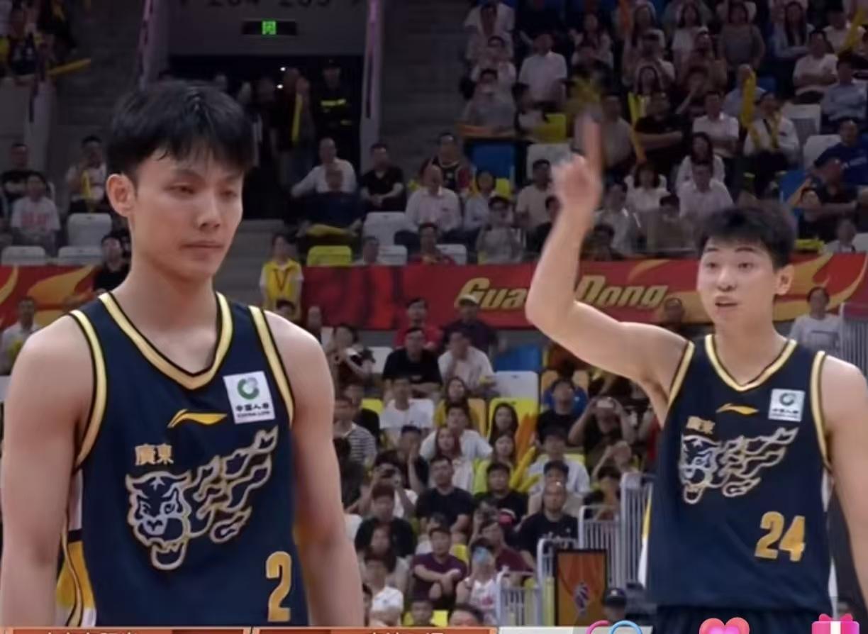 徐杰太硬核了！广东男篮主场77:74险胜宁波，这场落后15分的大逆转，绝对是本赛