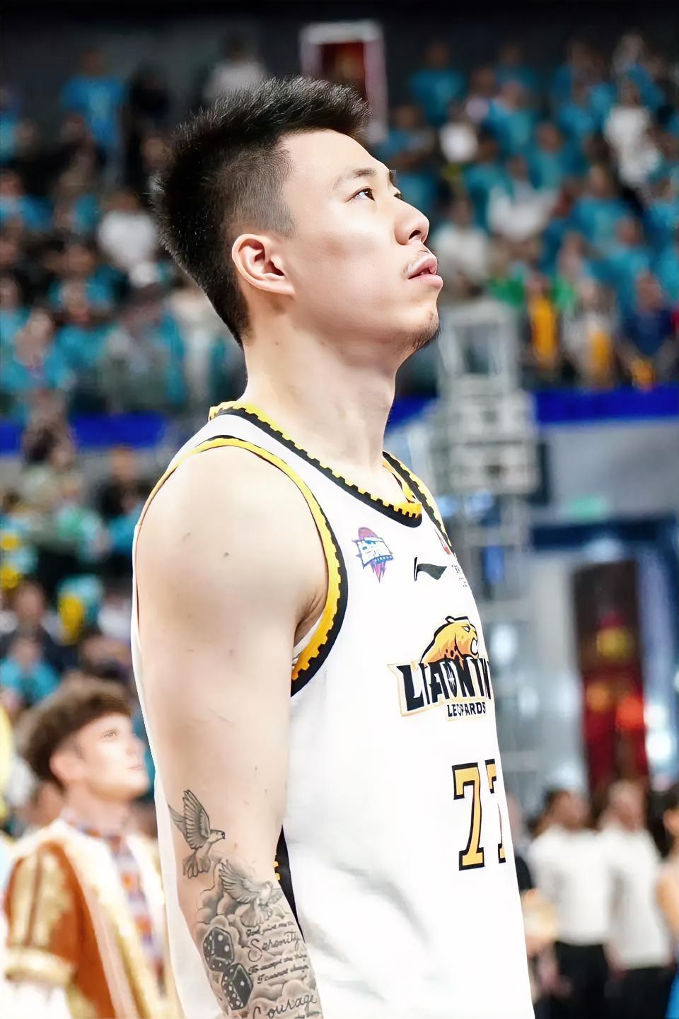 没有悬念，上海111-71大胜四川，这3位球员为赢球大功臣！1. 李弘权，本场