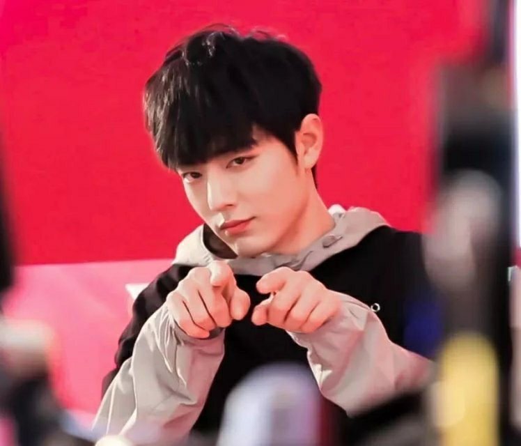 可可爱爱的爱豆小赞呀！肖战提名金海燕奖最佳男主◎肖战